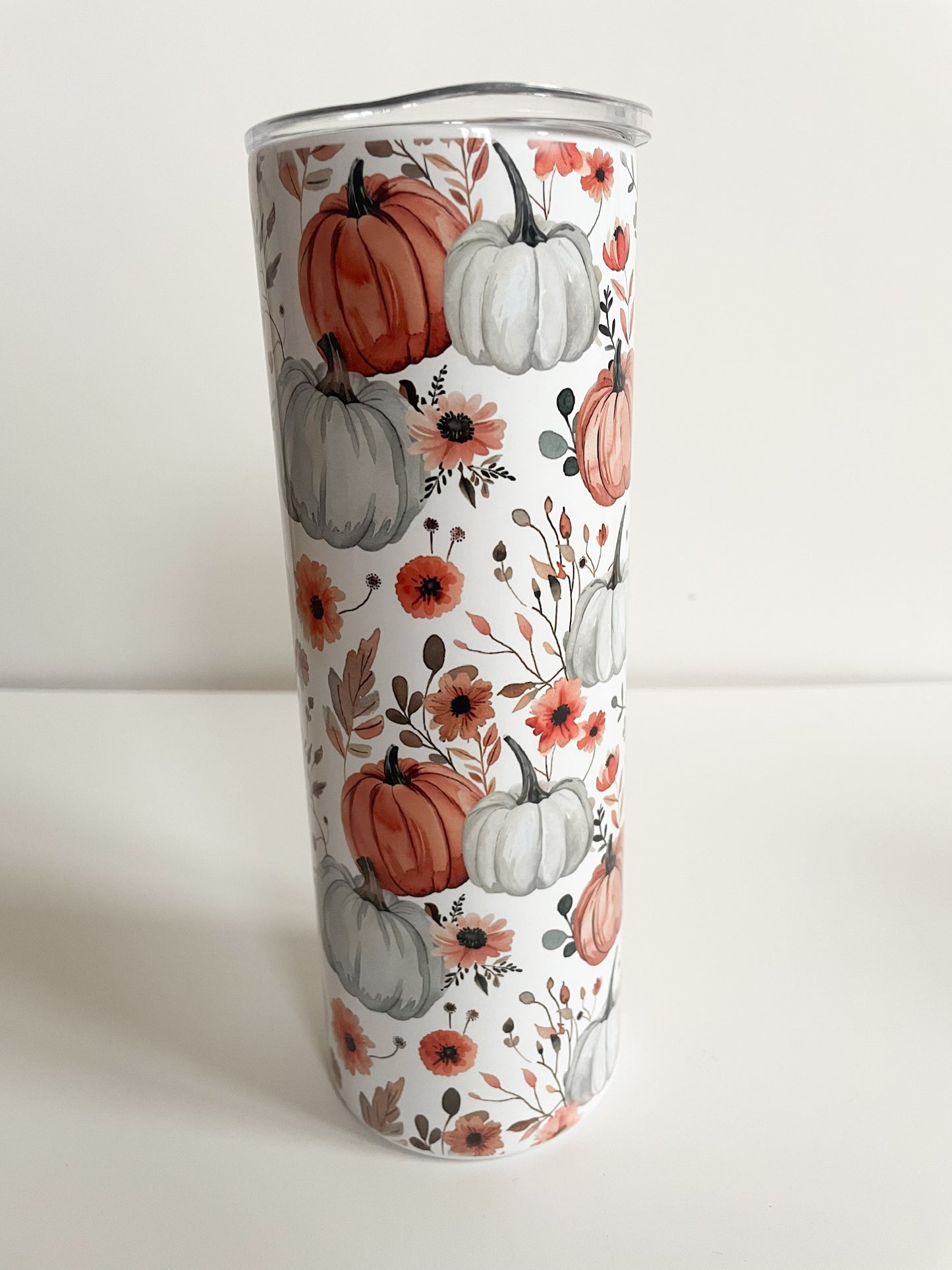 Autumn and pumpkins metal tumbler