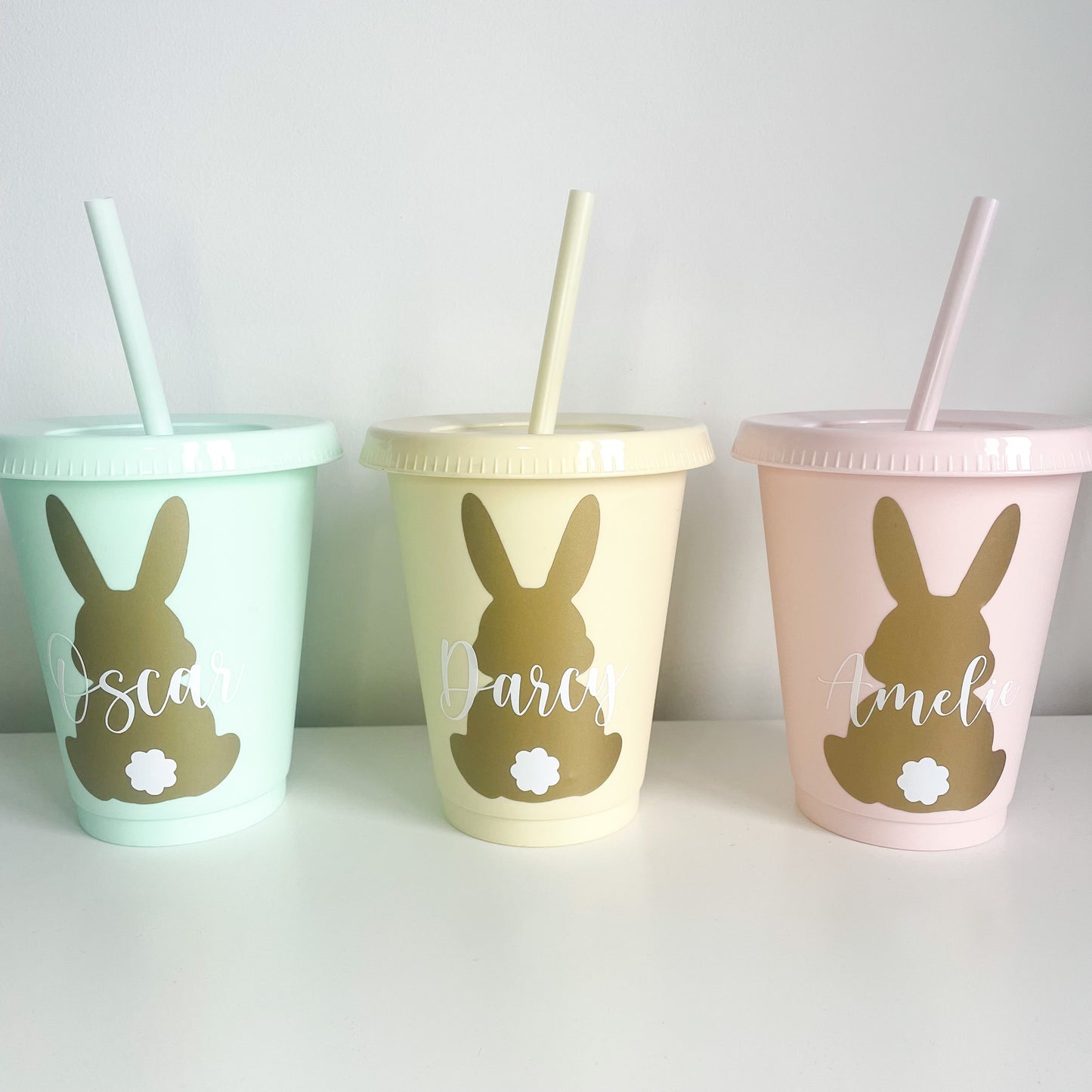 Children’s Personalised Easter Cup, Reusable Cold Cup, Cup with lid and straw, Children’s Easter Bunny Cold Cup, Easter gift, child gift