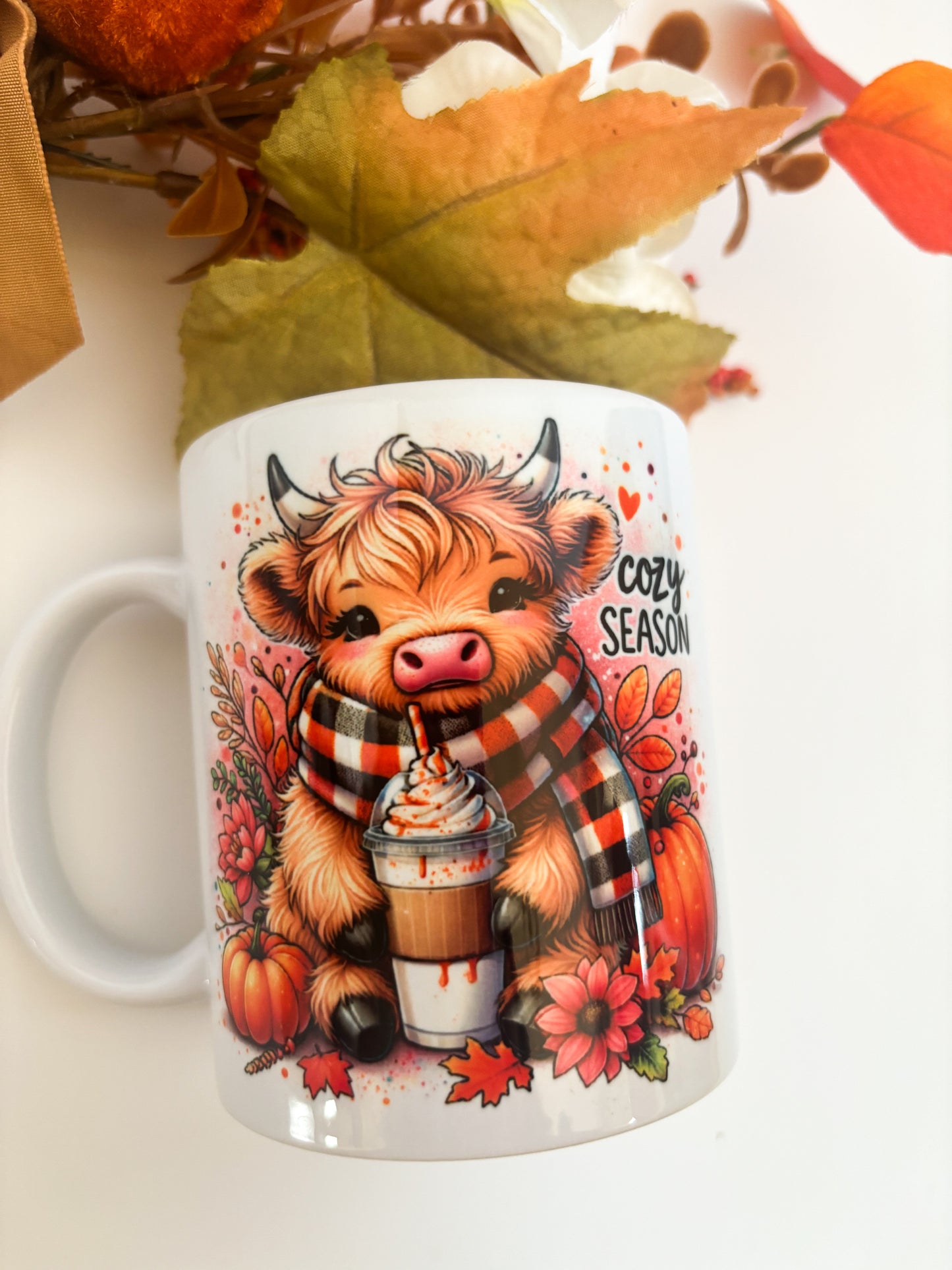 Cute highland cow autumn mug