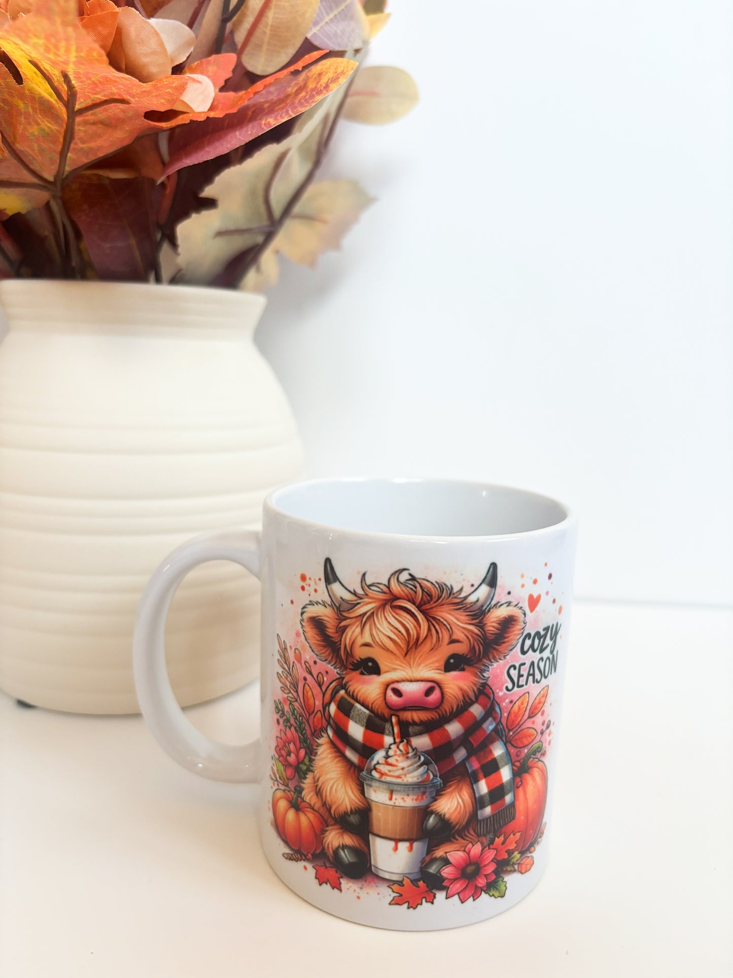 Cute highland cow autumn mug