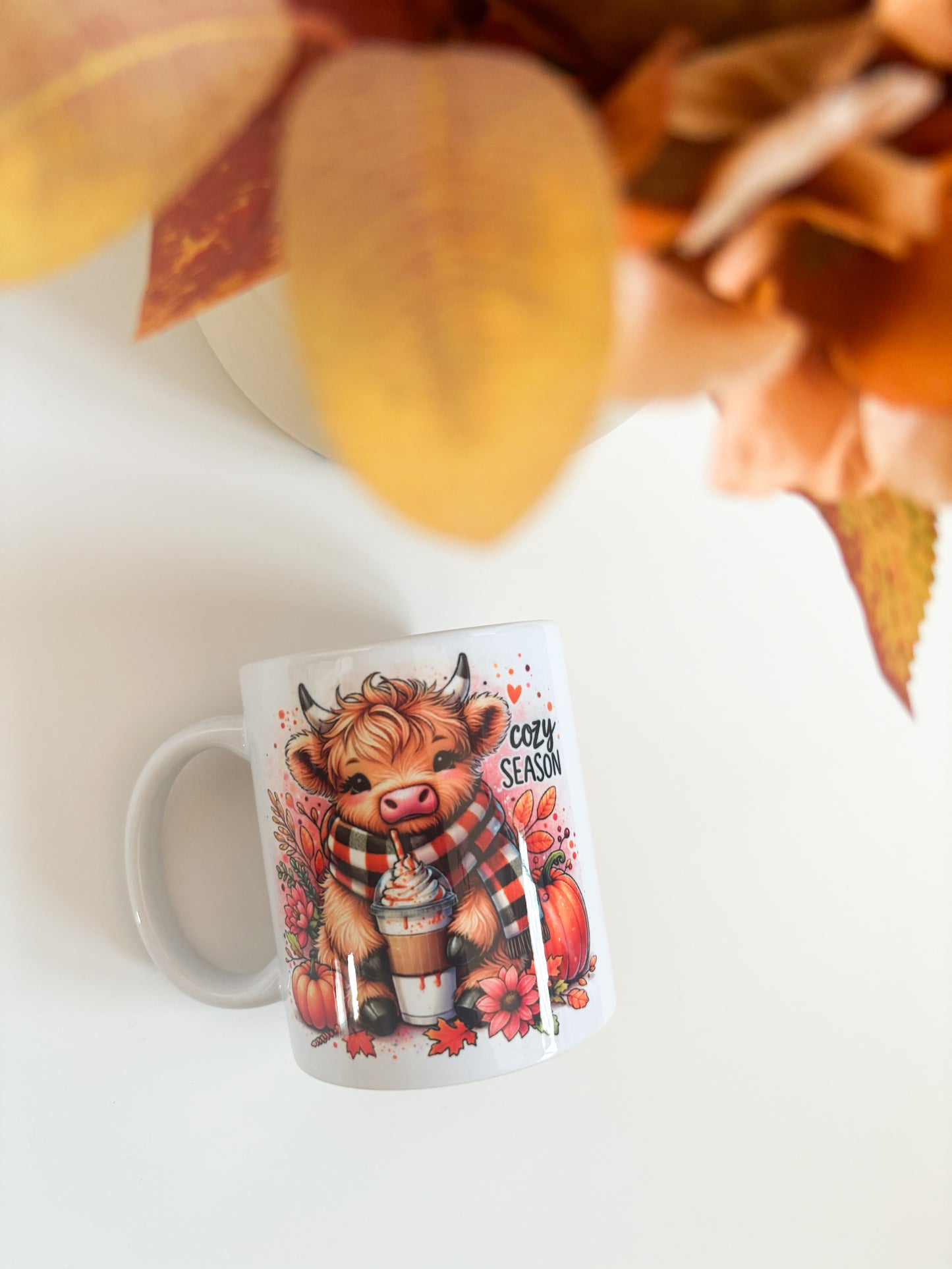 Cute highland cow autumn mug