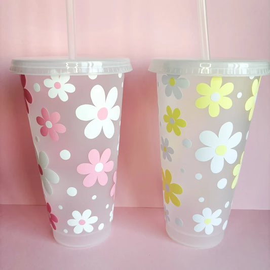 Reusable cold cup with flowers, iced coffee cup, tumbler with lid and straw, cute drinkware, reusable travel mug, gift idea for her