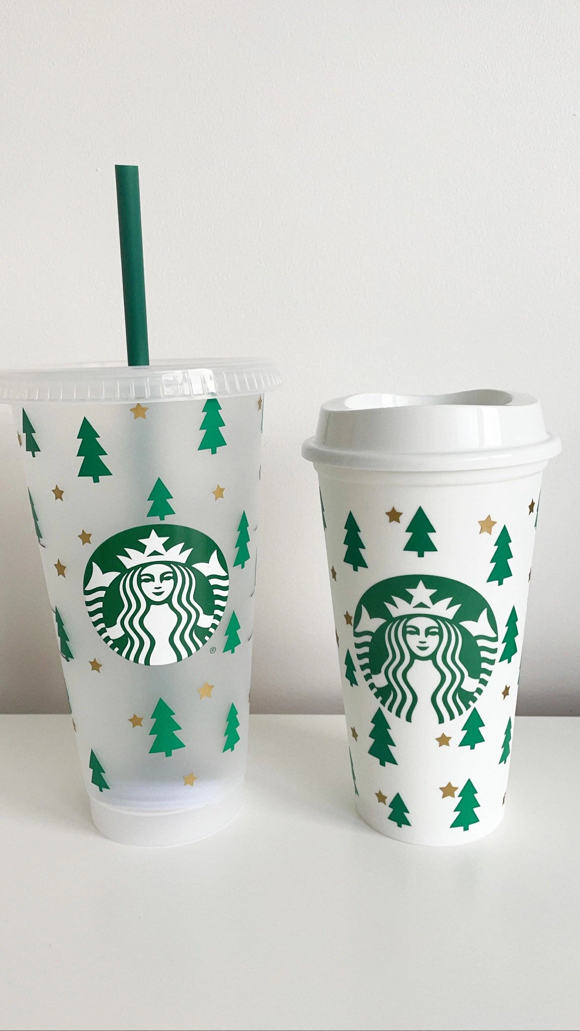 24oz Reusable Starbucks Christmas Cold Coffee Cup, Starbucks Snowflake Cup, Cold Coffee Cup, Tumbler, Cup with lid and straw, Starbucks UK