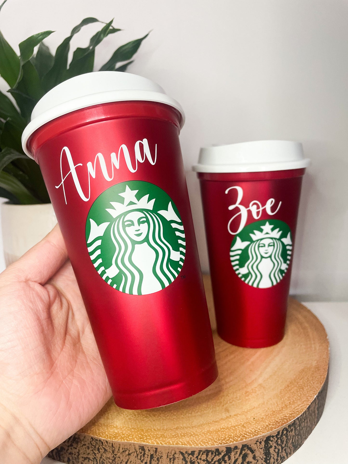 16oz Personalised Reusable Starbucks Red Christmas Coffee Cup, Hot Coffee Mug with name, Red Travel Mug, Eco friendly coffee cup with lid