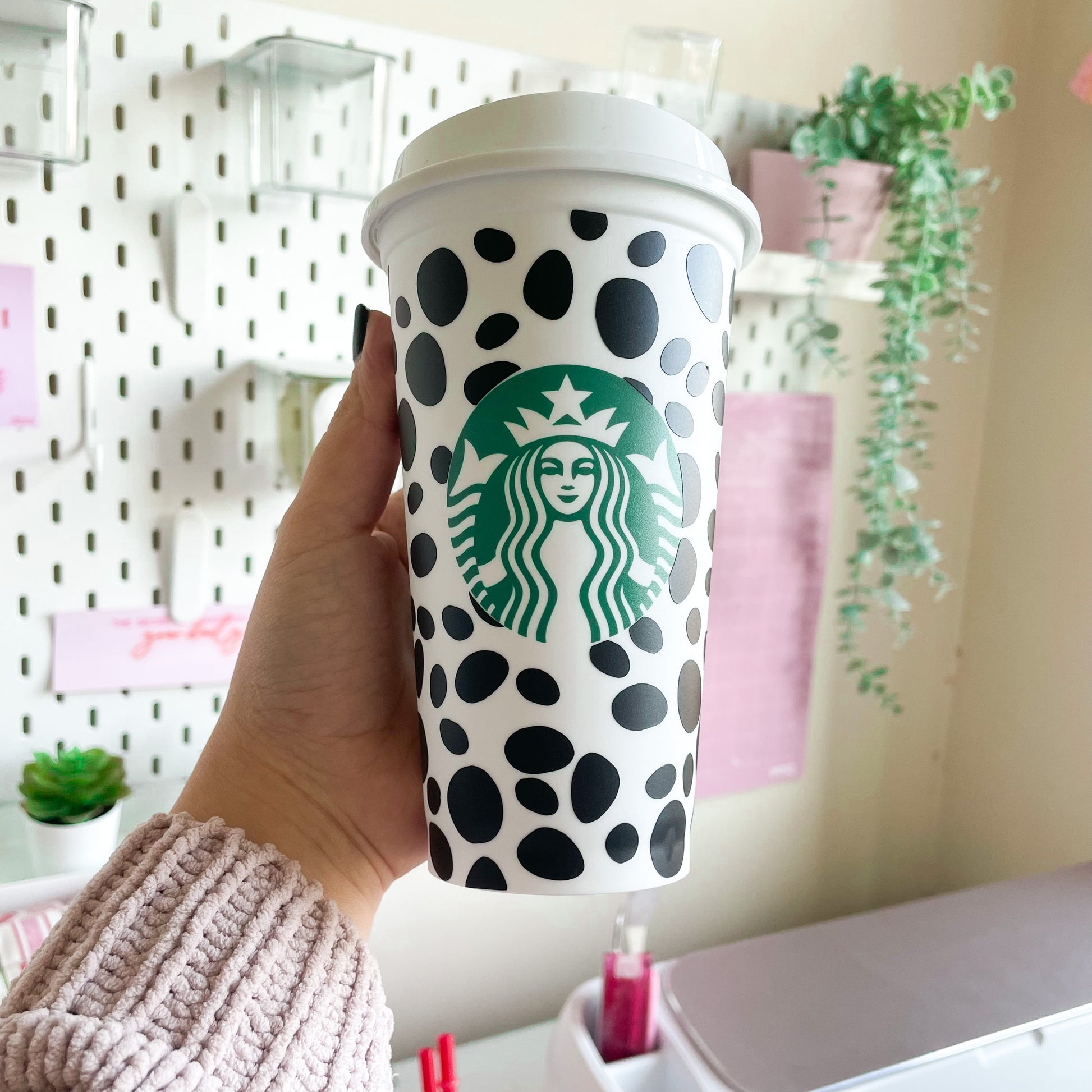 16oz Reusable Starbucks hot cup with hearts – roseandbearofficial